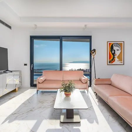 Luxury Sagnia, 4 En-suite Bedrooms, Sea Views * מאקרסקה
