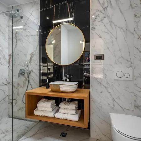 Luxury Sagnia, 4 En-suite Bedrooms, Sea Views וילה