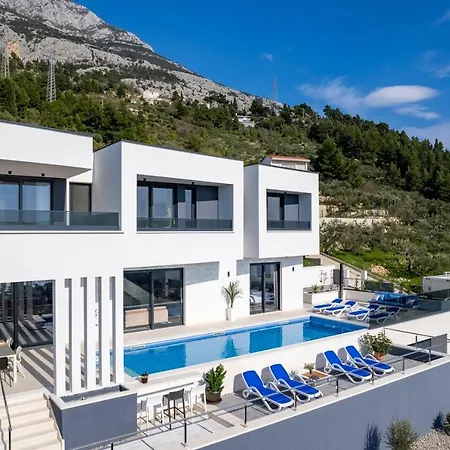 Luxury Sagnia, 4 En-suite Bedrooms, Sea Views 빌라 마카르스카