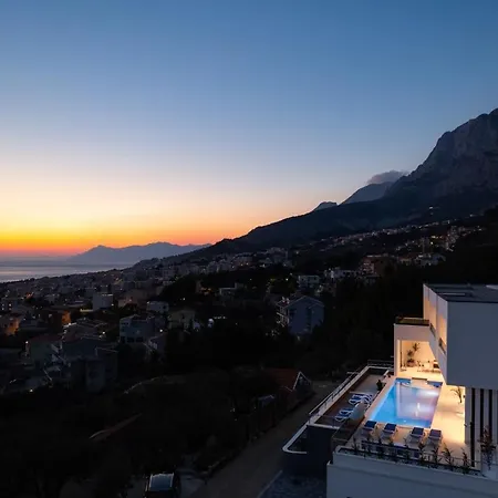 Luxury Sagnia, 4 En-suite Bedrooms, Sea Views Villa *