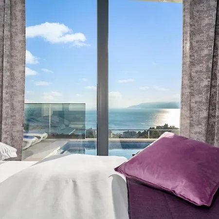 빌라 Luxury Sagnia, 4 En-suite Bedrooms, Sea Views
