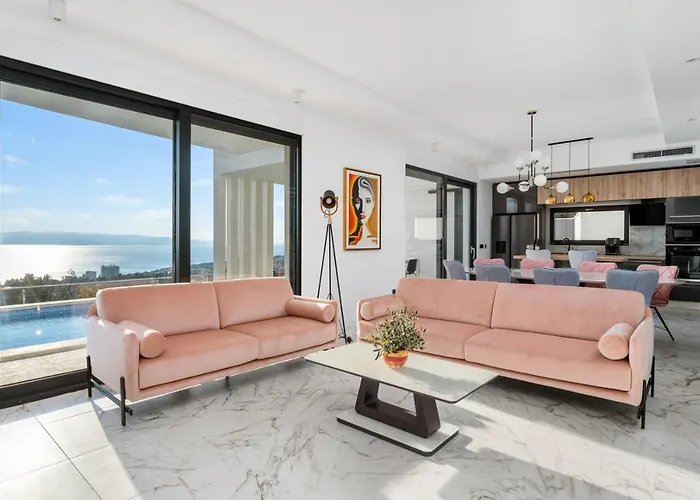 Villa Luxury Sagnia, 4 En-suite Bedrooms, Sea Views