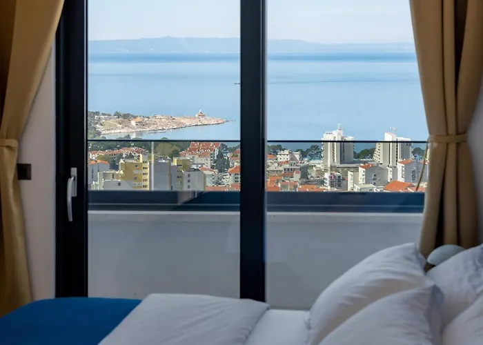 Villa Luxury Sagnia, 4 En-suite Bedrooms, Sea Views *