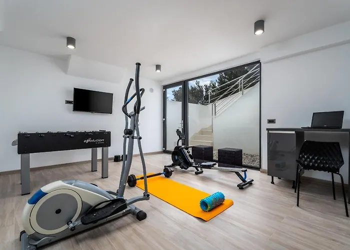 Luxury Sagnia, 4 En-suite Bedrooms, Sea Views Villa *