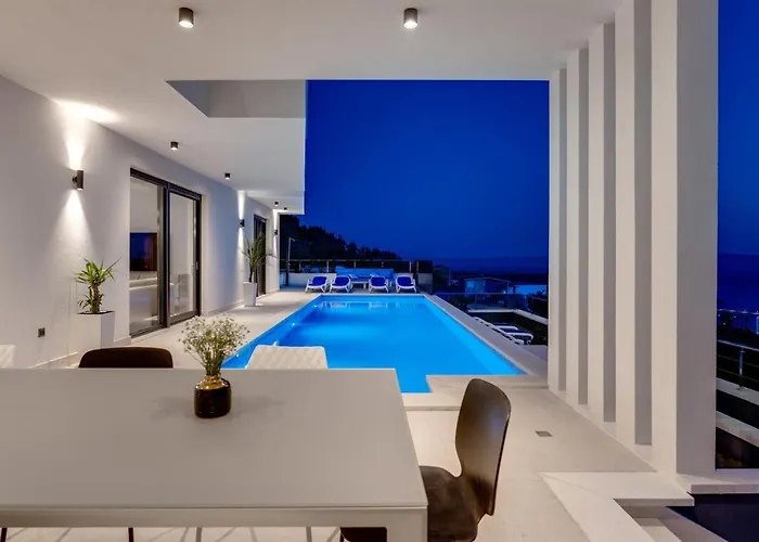 Luxury Sagnia, 4 En-suite Bedrooms, Sea Views * Makarska