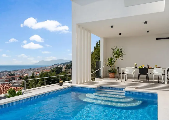 Luxury Sagnia, 4 En-suite Bedrooms, Sea Views Makarska