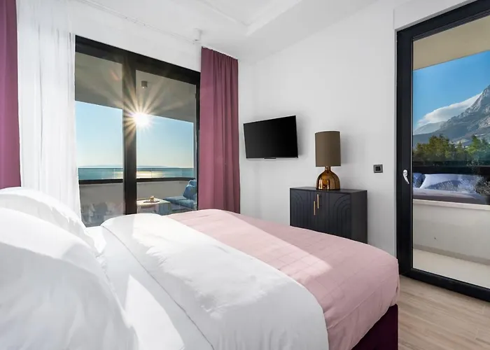 Villa Luxury Sagnia, 4 En-suite Bedrooms, Sea Views *