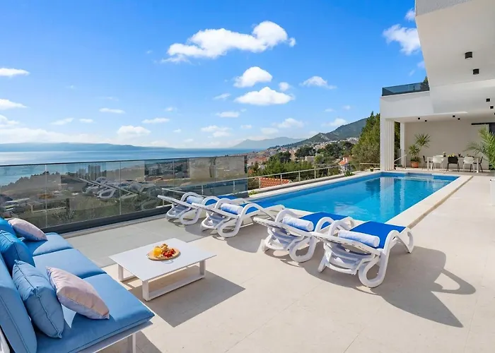 Luxury Sagnia, 4 En-suite Bedrooms, Sea Views Makarska