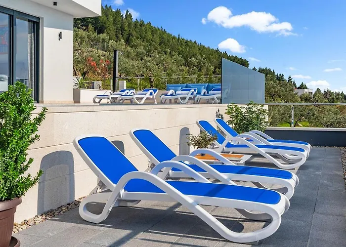 Luxury Sagnia, 4 En-suite Bedrooms, Sea Views Vila *