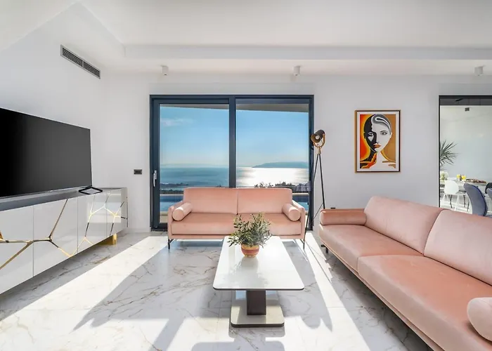 Luxury Sagnia, 4 En-suite Bedrooms, Sea Views * Makarska