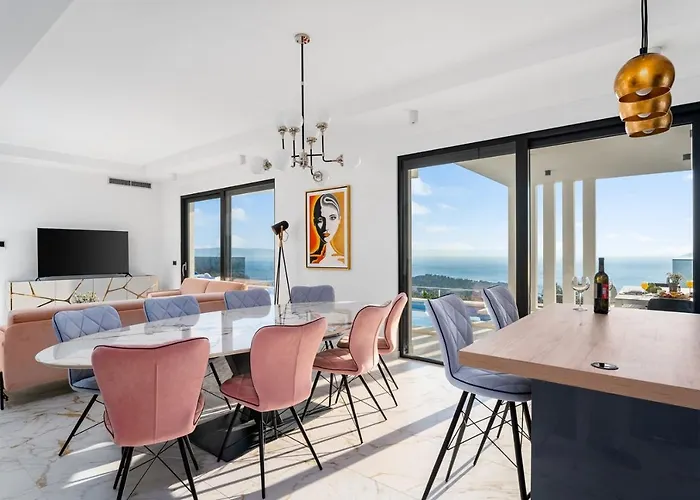 Luxury Sagnia, 4 En-suite Bedrooms, Sea Views Vila Makarska