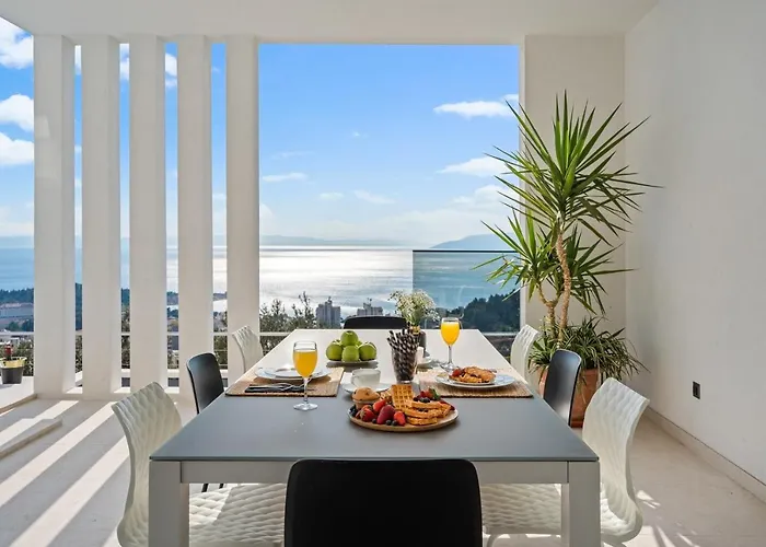 Luxury Sagnia, 4 En-suite Bedrooms, Sea Views * Makarska