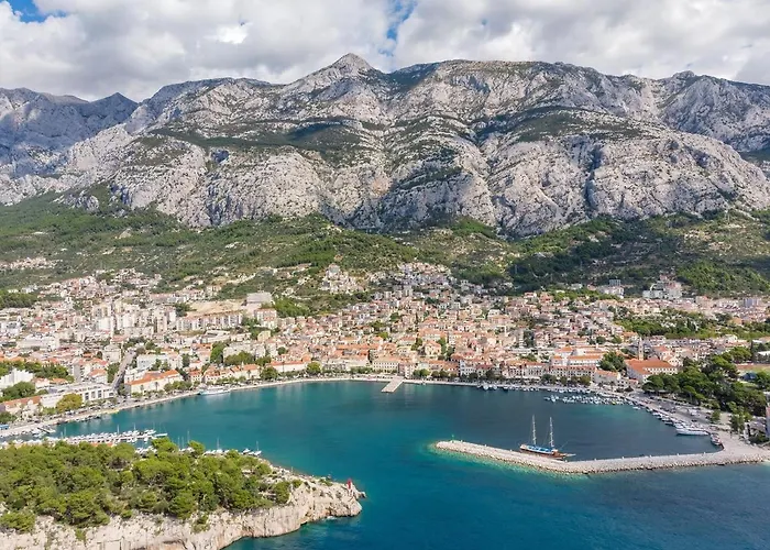 Luxury Sagnia, 4 En-suite Bedrooms, Sea Views * Makarska