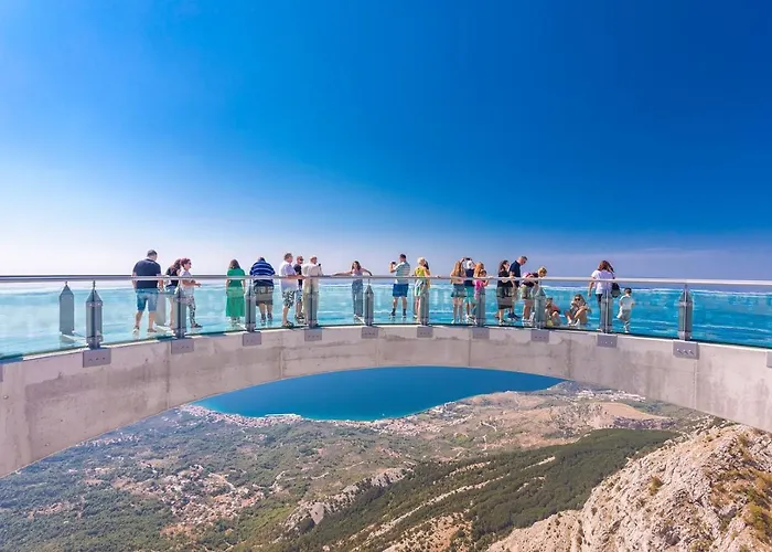 Luxury Sagnia, 4 En-suite Bedrooms, Sea Views Makarska